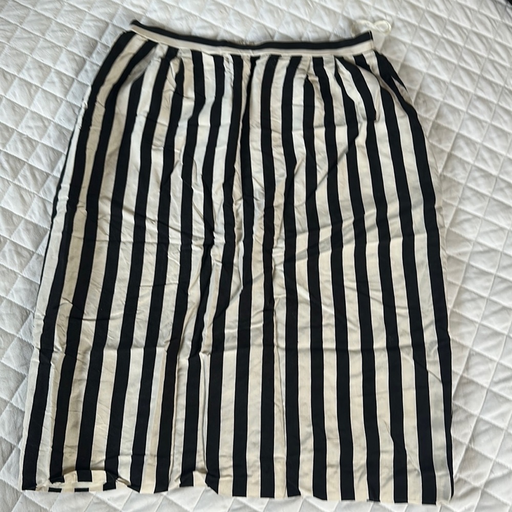 Pencil skirt